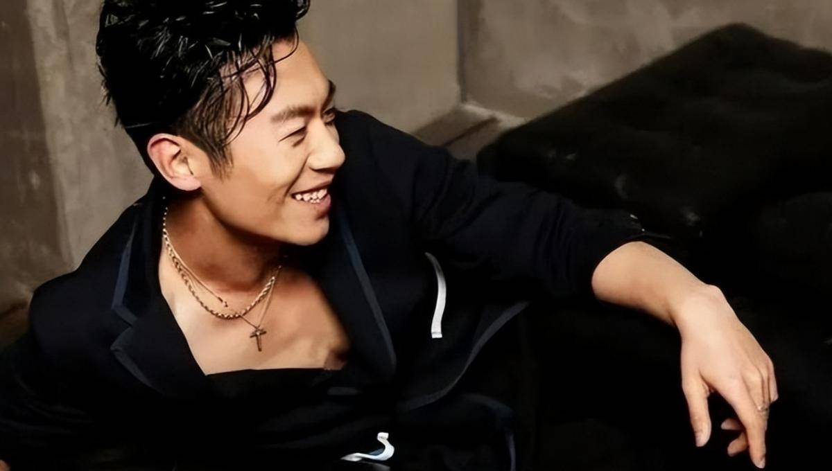 她爱了朱亚文9年,浪费了青春,他却娶了陈思诚的前女友