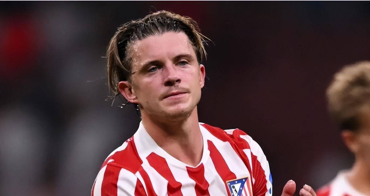 曼联补强中场遭遇贝林厄姆嫌弃,挖角马竞鸡肋却要6000万欧,恐被直接吓退