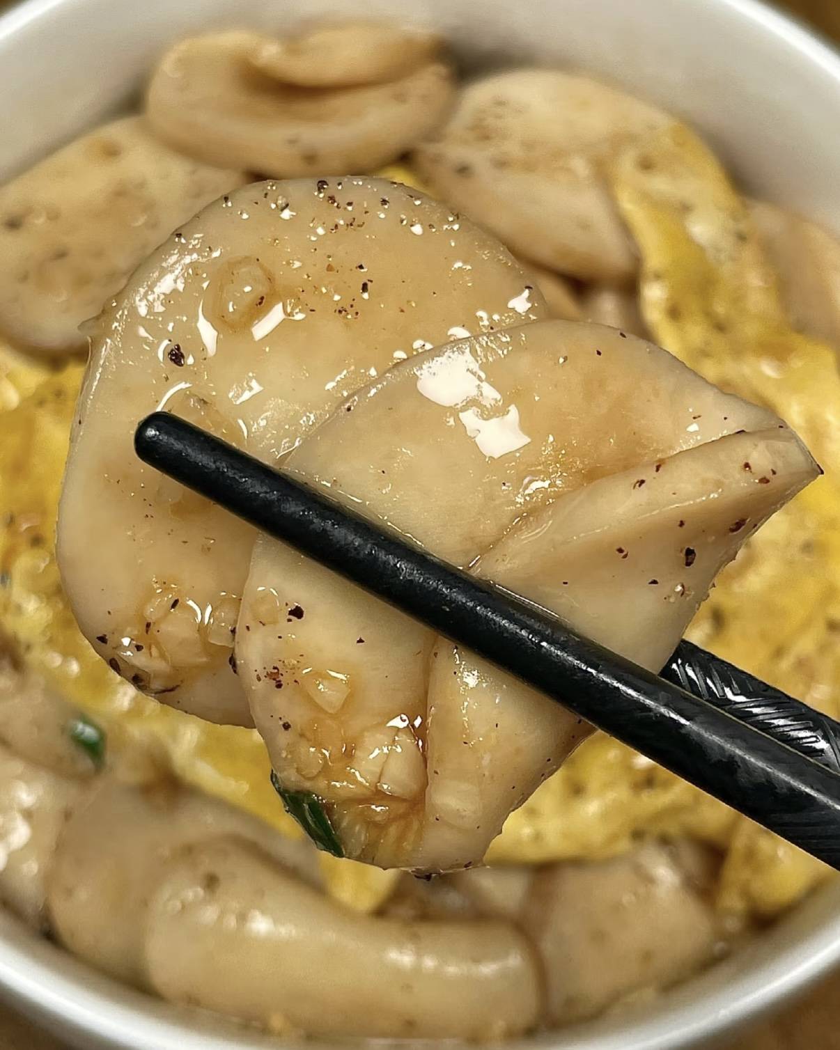 金黄嫩滑杏鲍菇炒蛋零失败家常硬菜超下饭