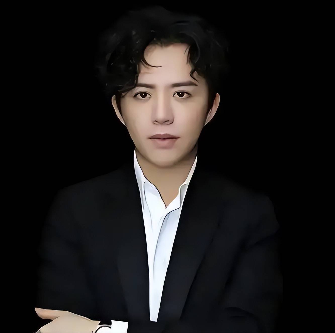 李汶翰前女友喊话"钢琴王子"李云迪:趁我睡着干龌龊事,还拉黑