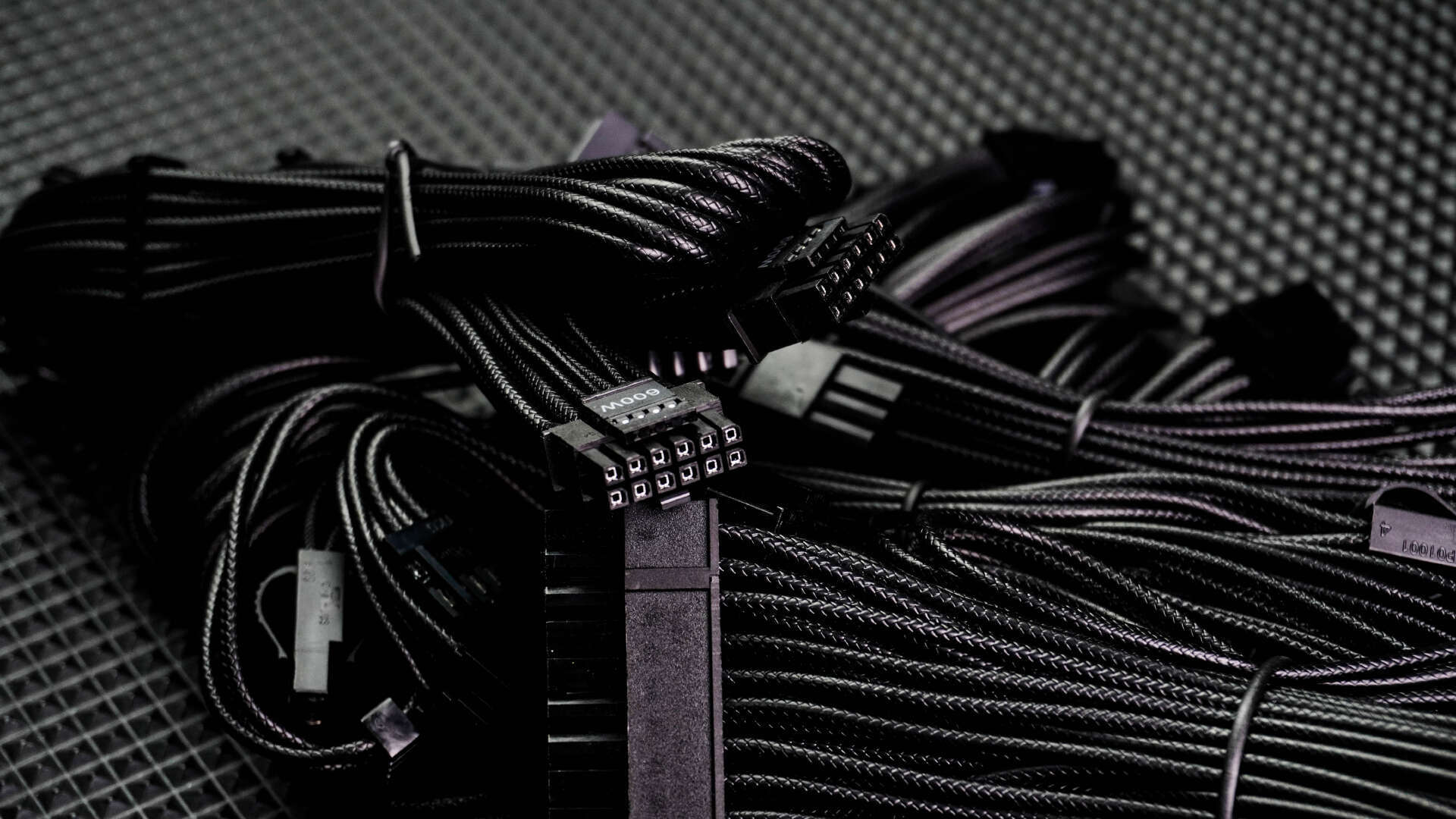 双十一装机不要慌，这套“机电散”足可排忧解惑，TT还是懂玩家