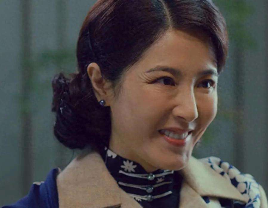 同样70后女神,曾黎吴越同剧,差距不是一星半点!