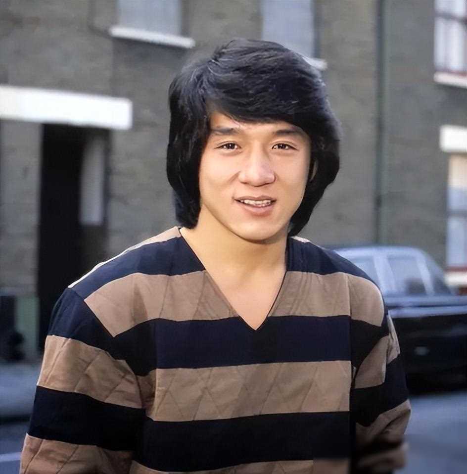 没想到,外表和蔼的成龙,年轻时也曾欠下无数风流债