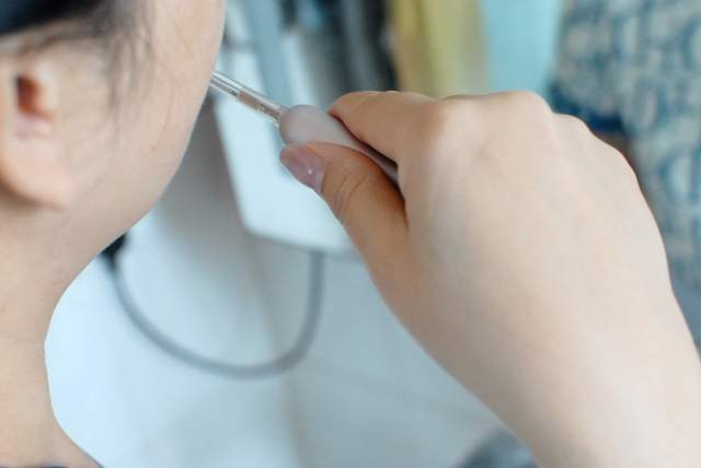 牙痛出血裂缝救星!左点再生硅牙膏用黑科技让牙齿“重生”