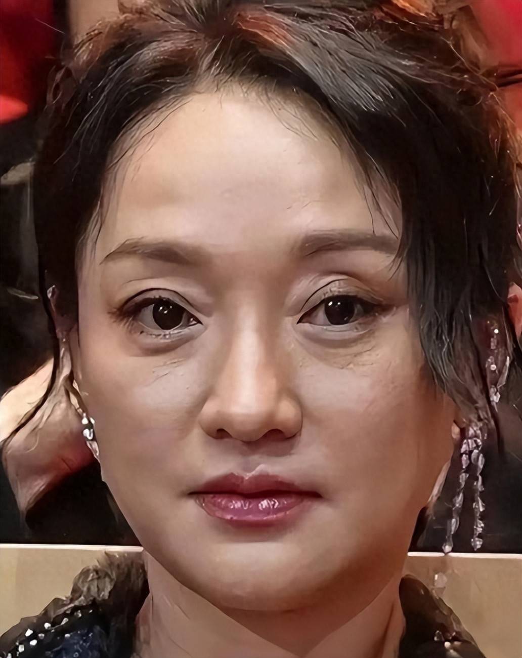 钱不是万能的!51岁"大变样"的周迅,给所有中年女性提了个醒