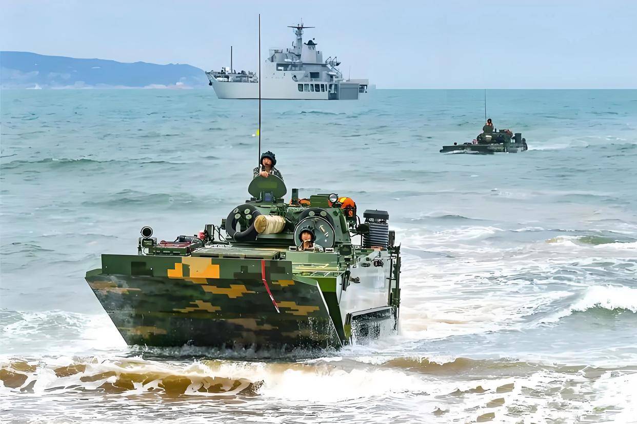 原创首发！东部战区首次公开亮相：展示前沿登陆装备高清图，引发