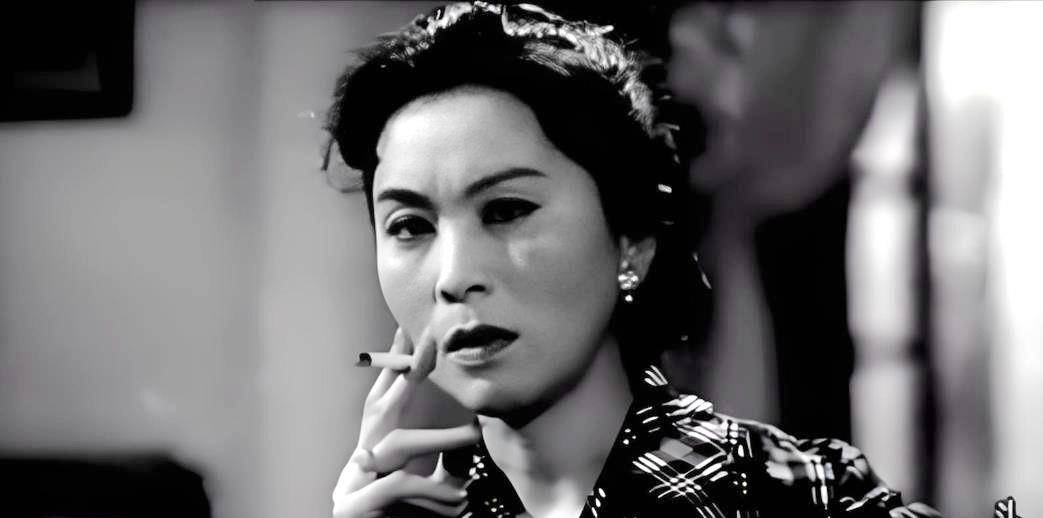 陶白莉:《小花》里温婉的"周医生",电影世家中坚韧的传承者