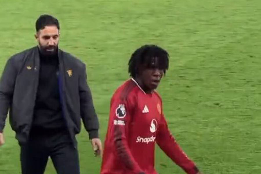 曝阿莫林仍可能下课,嫡系都质疑其用人!曼联冬窗计划将表明拉爵态度