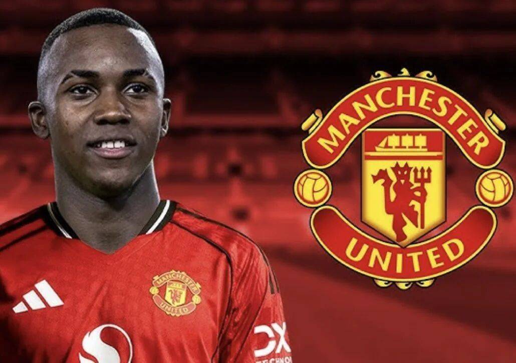 曼联中场新援即将前往曼市签约!新凯塞多转会费百万,正式加盟仍要等明夏