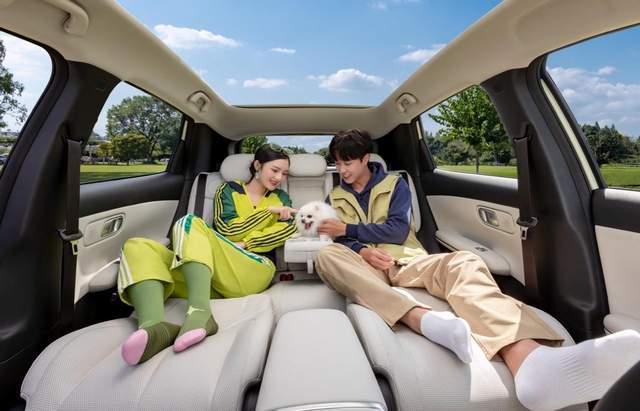 《长安启源全新Q05开启超级购车季，全系无门槛超级置换一口价7.49万元起！》