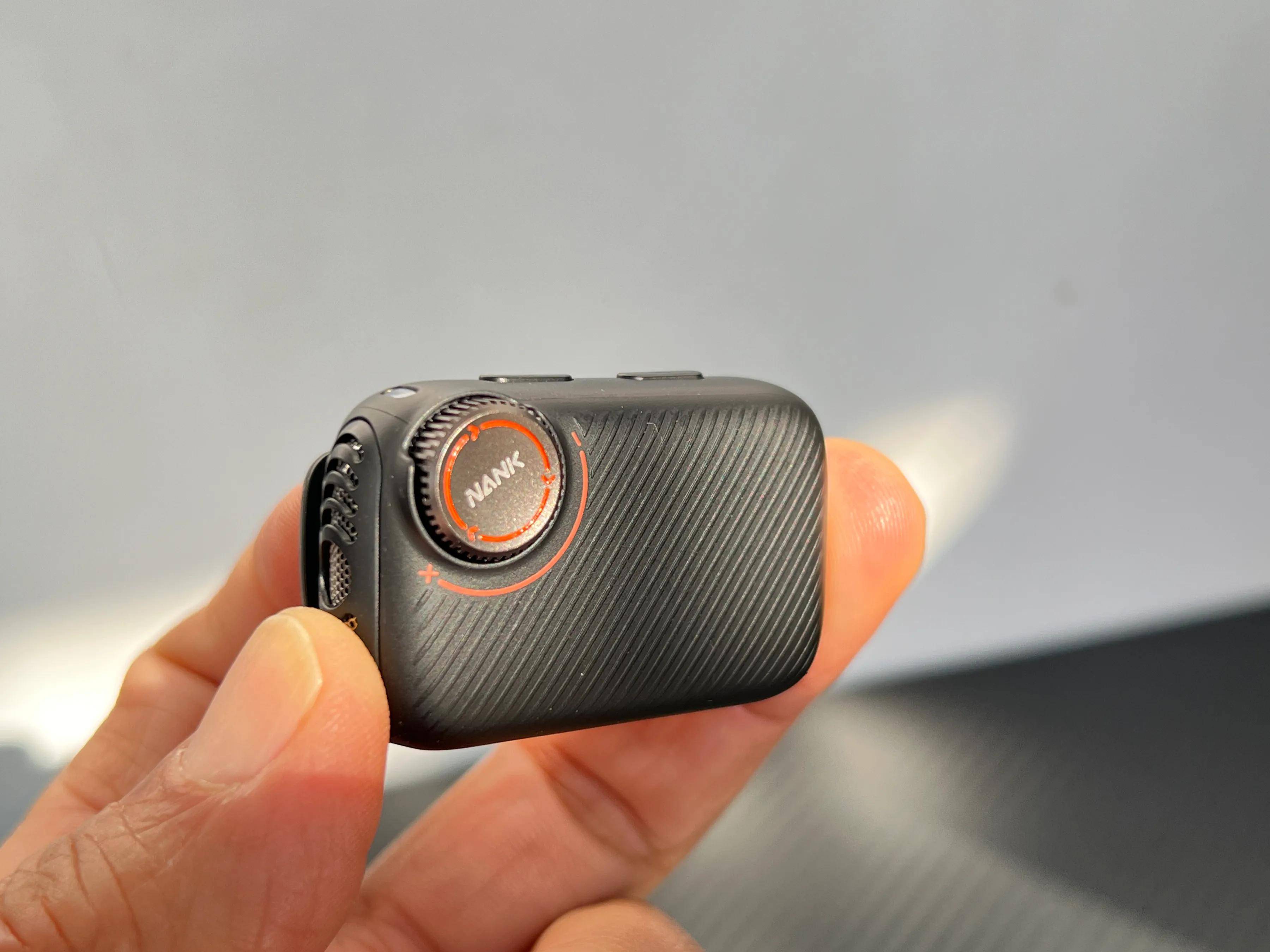 南卡Qmic领夹麦克风实测：触控屏幕，录音棚级音质