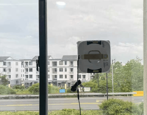 擦窗机器人哪一款好？擦玻璃机器人品牌排行榜前十名