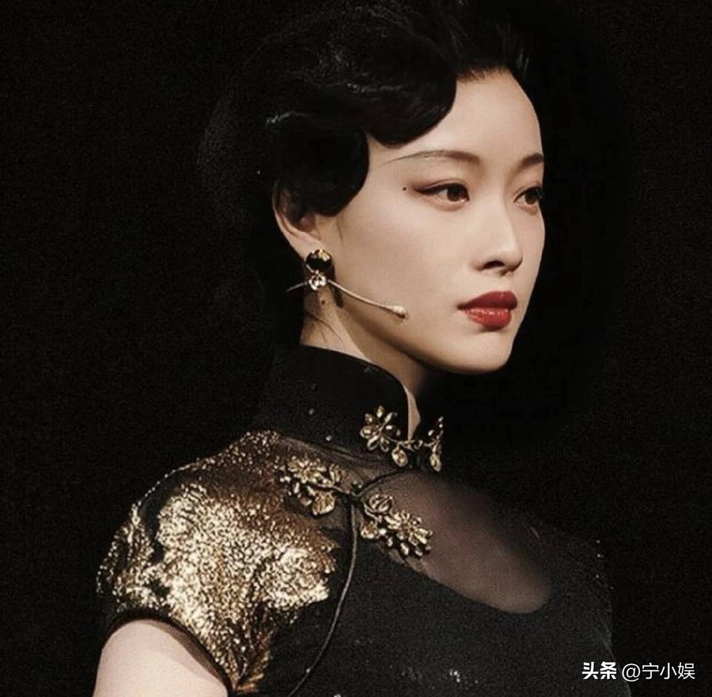 这次,倪妮被扒了个底朝天,网友:她不红是有原因