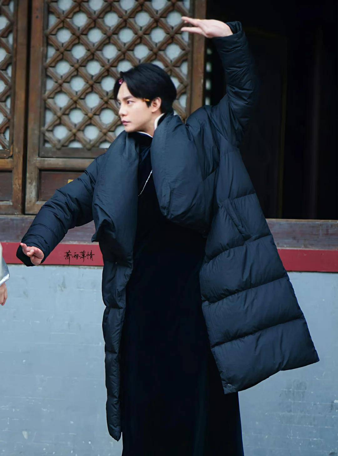 演技力压肖战,风头盖过陈晓,38岁尹正出演《得闲谨制》再次出圈