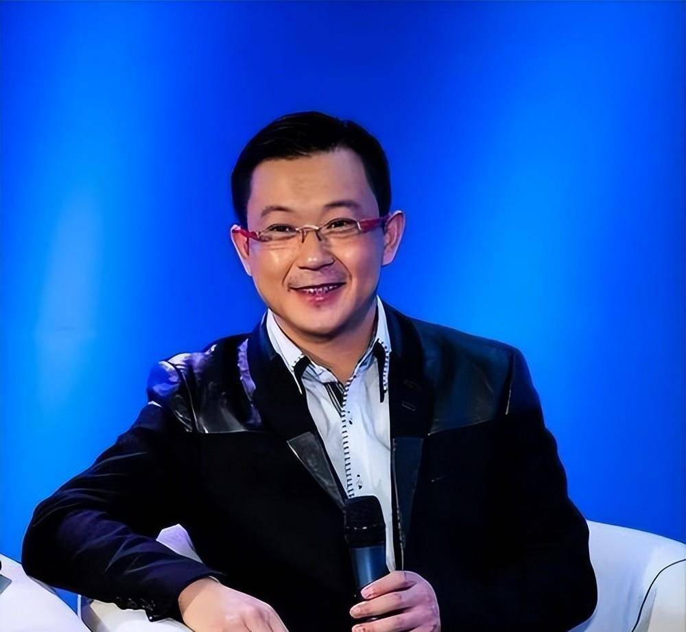 1992年,刚从复旦大学新闻系毕业的田明,怀揣一腔热