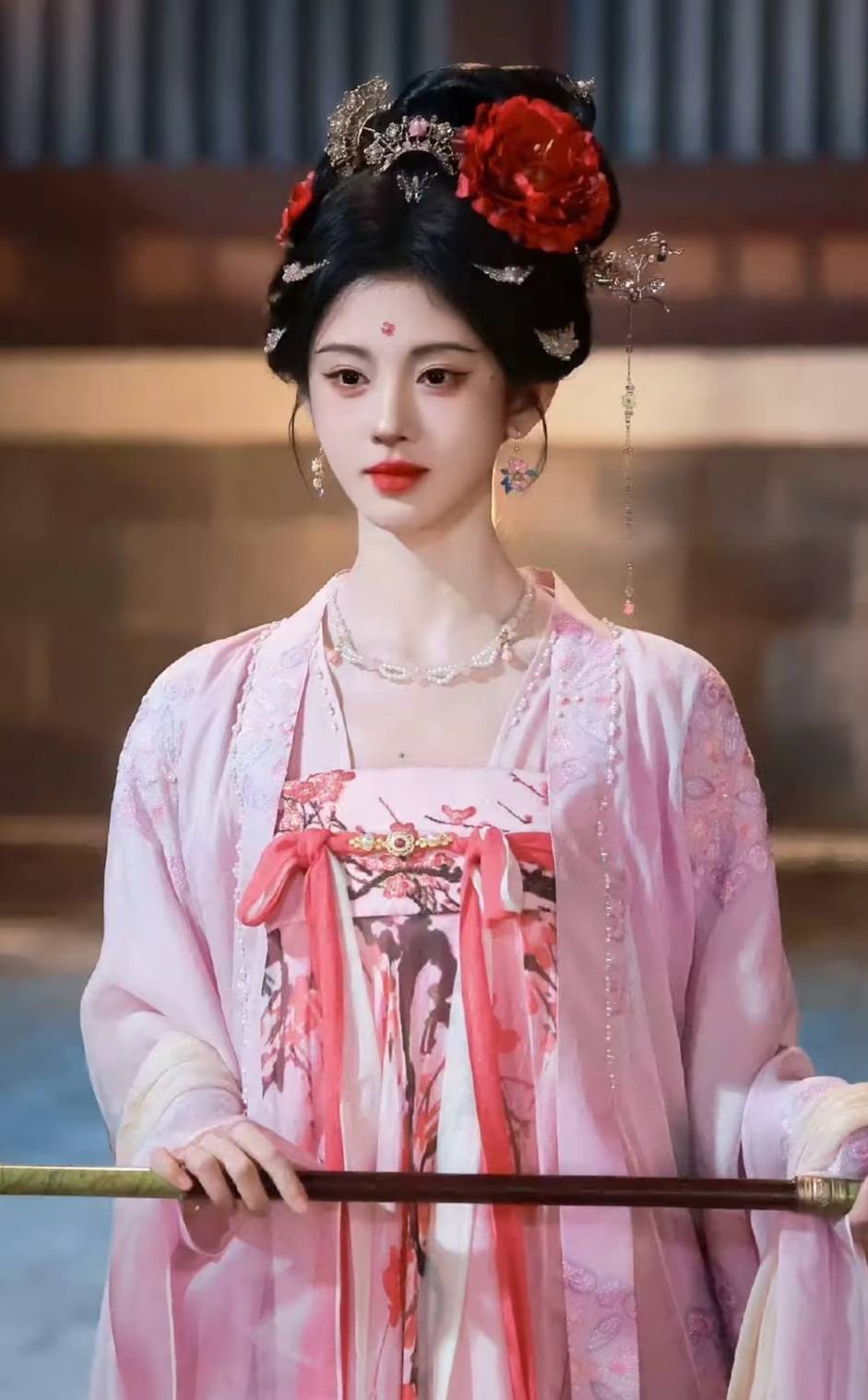 鞠婧祎每月25万元固定工资,丝芭传媒称已支付税前金额超1.39亿 插图3 鞠婧祎每月25万元固定工资,丝芭传媒称已支付税前金额超1.39亿 插图3