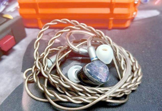 哪款hifi耳机的音质最好？公认音质最好的hifi耳机十强推荐