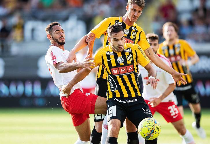 西甲保级关键战前瞻：巴伦西亚主场迎马洛卡，蝙蝠军团能否借势止颓？