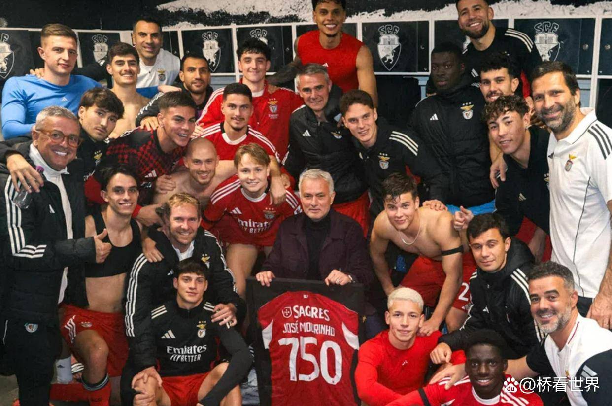 穆里尼奥更衣室收获惊喜礼物?昔日水货谁竟逆袭成中场核心?