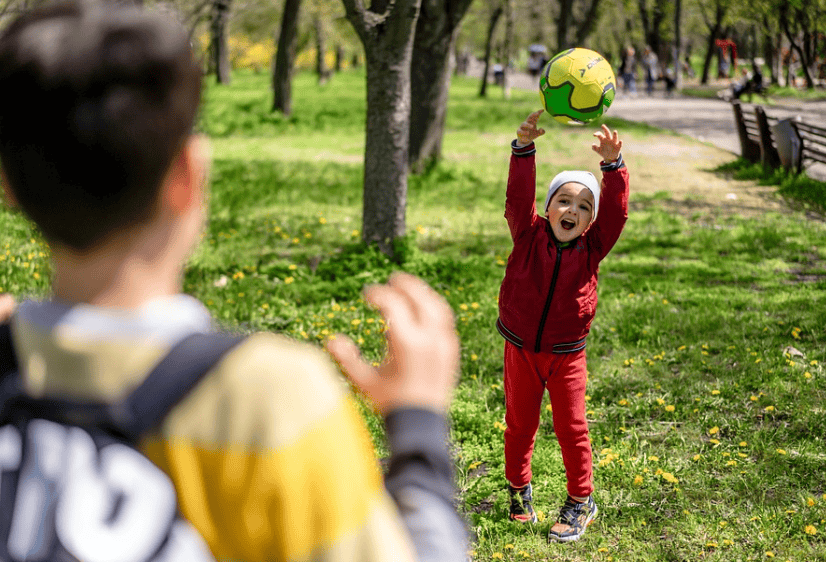 自我鼓励：给孩子面对世界的 “心理铠甲”