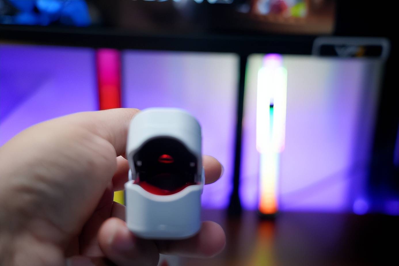 血氧仪选哪个？町石tinx指夹式血氧仪体验：原来这些人真的该备一个