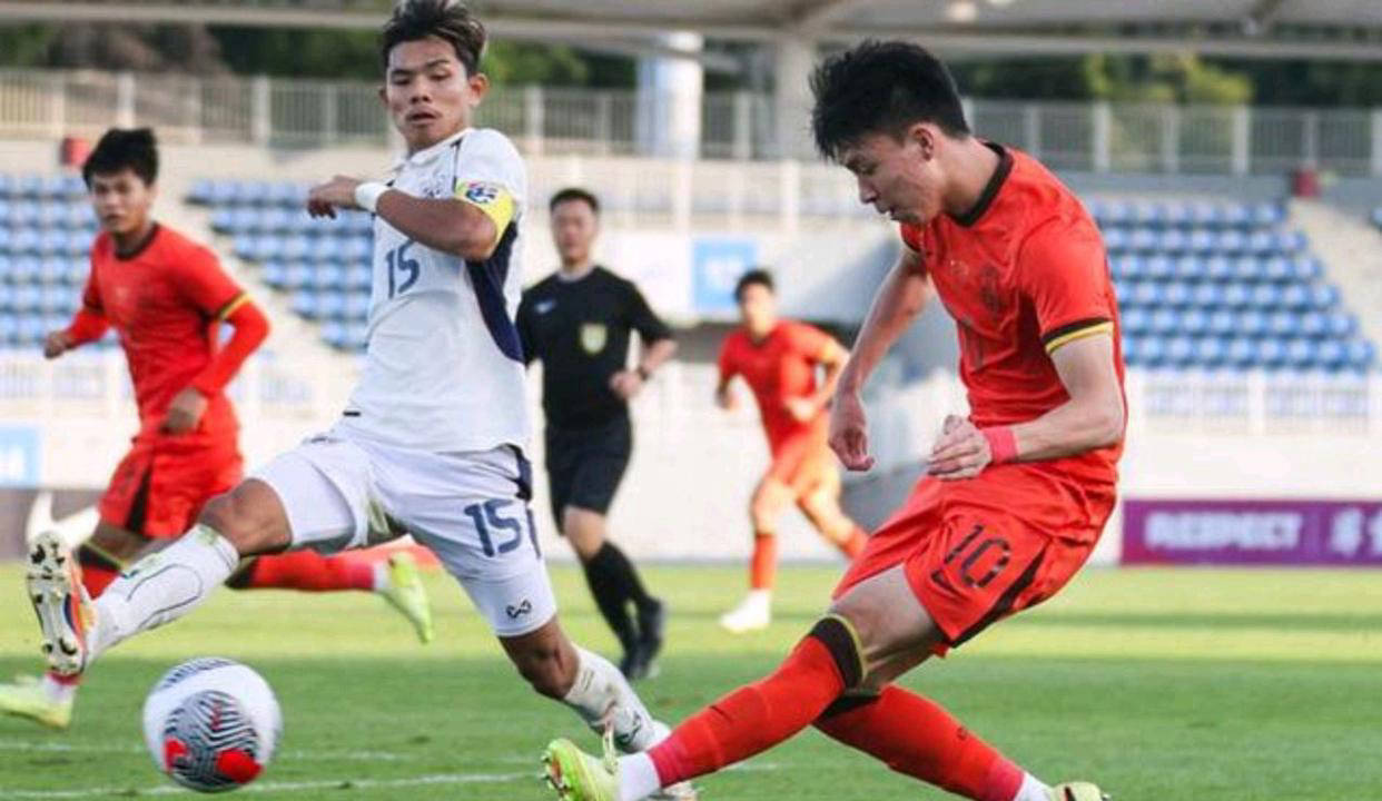 U23亚洲杯倒计时：国足集结阿联酋全力备战，首战伊拉克迎来严峻考验