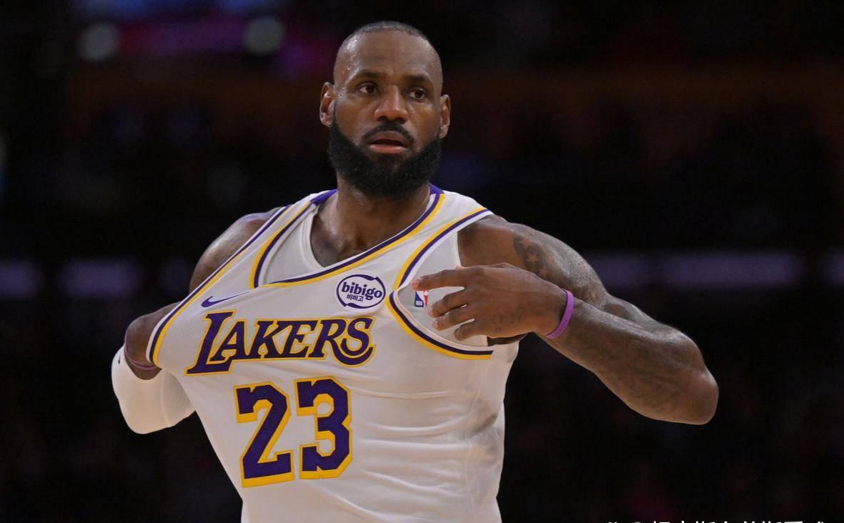 主场失守 + 颓势延续！湖人不敌活塞 5 战 4 负，距火箭仅半场胜场差