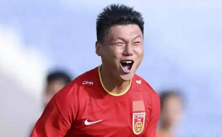 浙江队瞄准未来阵容调整，25岁国脚方昊加盟或助力王钰栋留洋规划