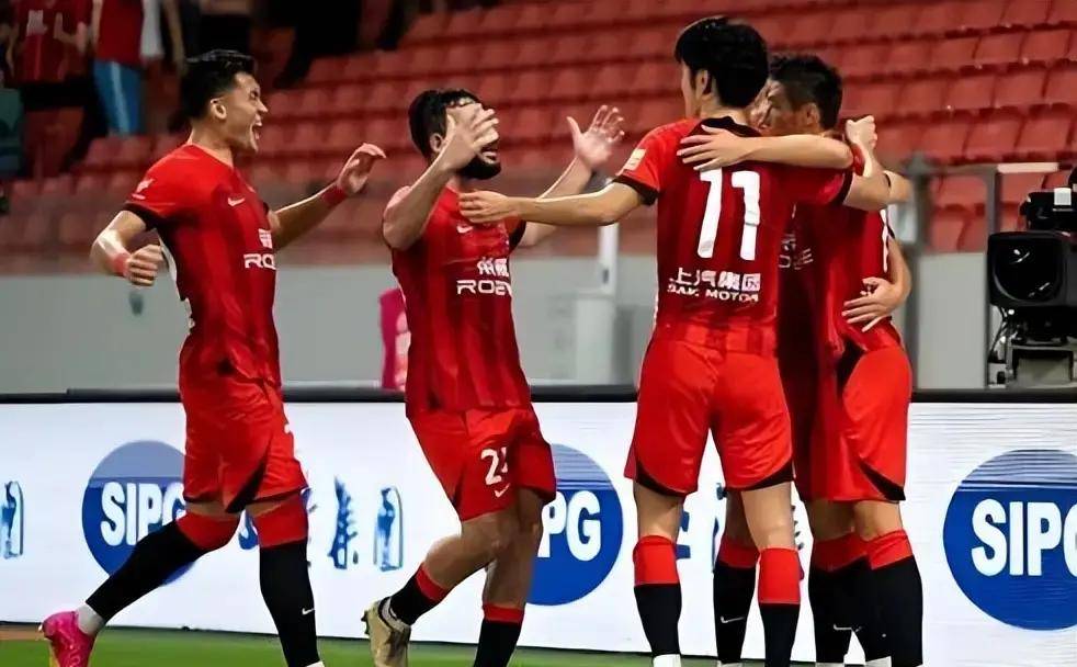 一场未胜！上港亚冠待救赎，陈威武磊或成出线关键先生