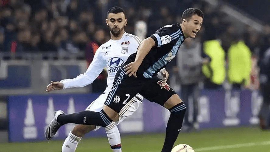 法甲凌晨焦点！摩纳哥主场硬撼里昂 伤病潮下欧战资格之争暗藏玄机