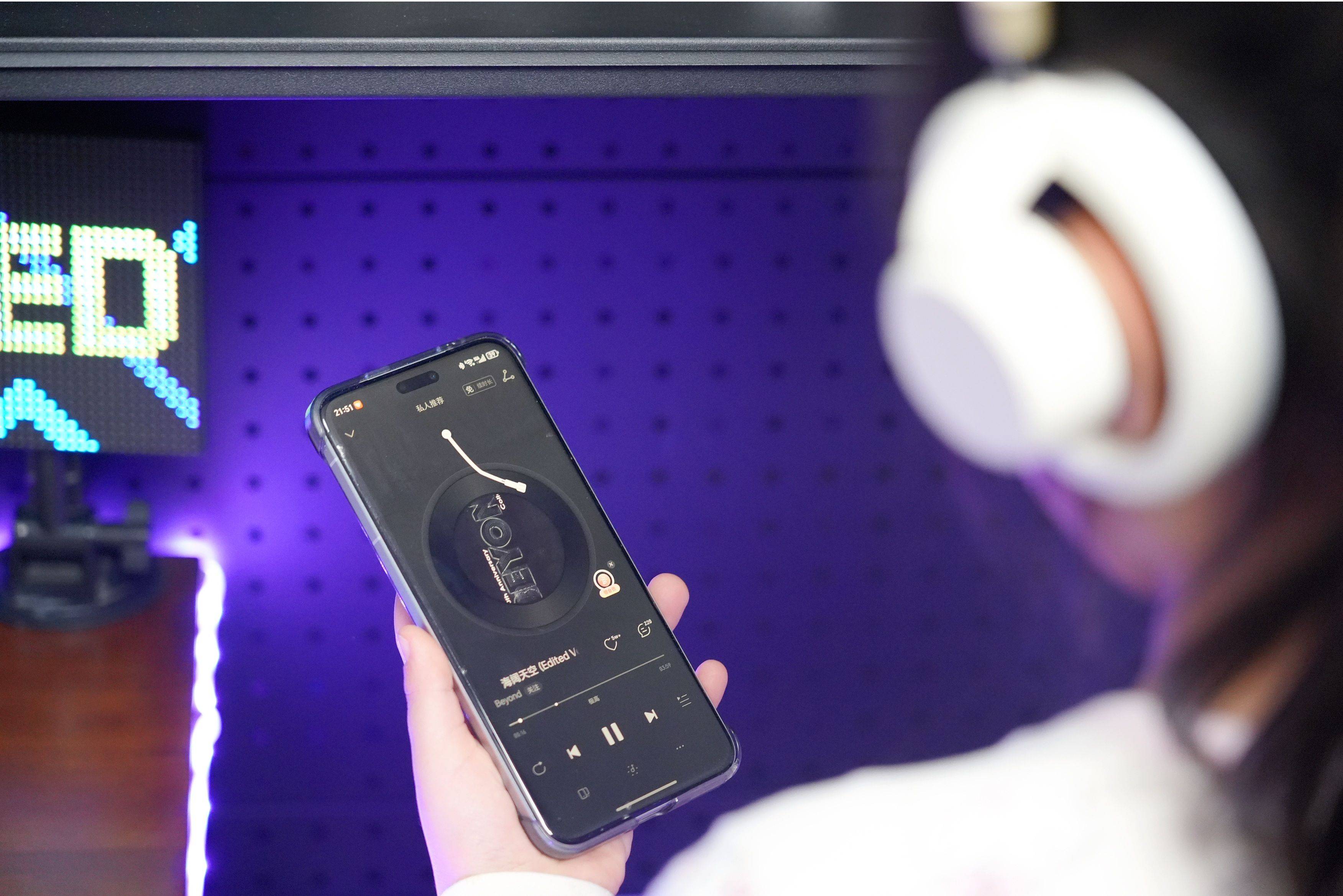 终于找到不闷耳、音质还顶的头戴耳机了——南卡Bolt真实体验分享