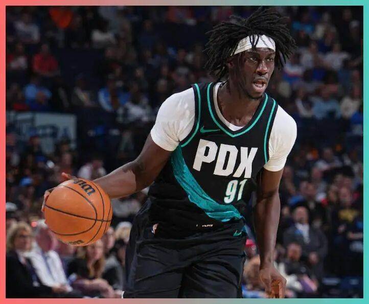 杨瀚森三分超姚明！篮板平生涯纪录！亚历山大轰30+6带队29分大胜