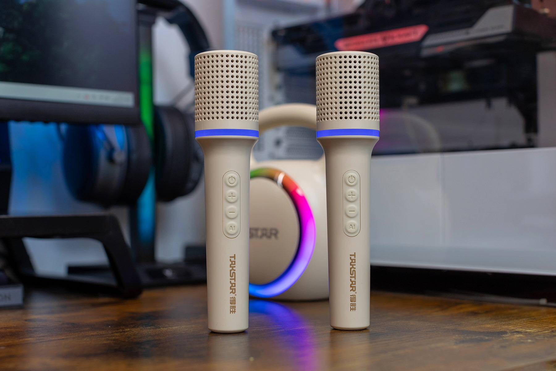 得胜H2小哑铃音箱，让孩子放下手机变身家庭歌唱家