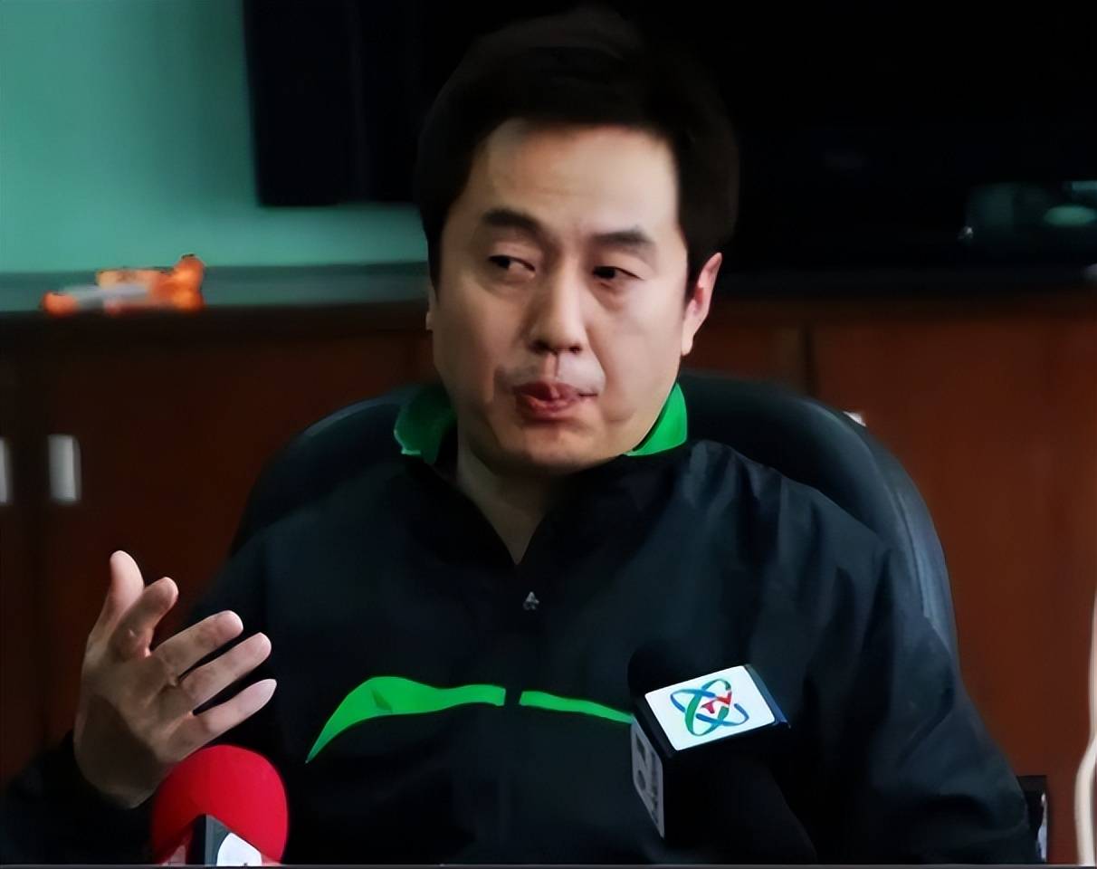 佩服!从国乒主帅到巴新讲台,施之皓把一辈子都交给了乒乓球