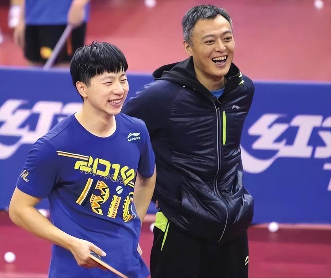 人民日报发文,高调官宣49岁秦志戬喜讯,全网恭喜,终于等到一天