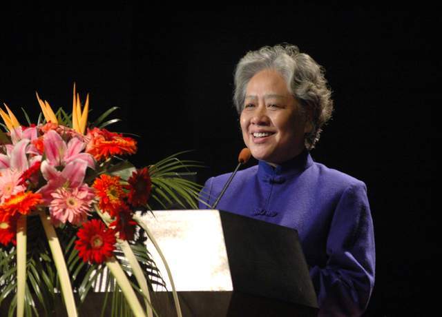 生物电子学开拓者韦钰:从中工院首批院士,到东南大学首任女校长