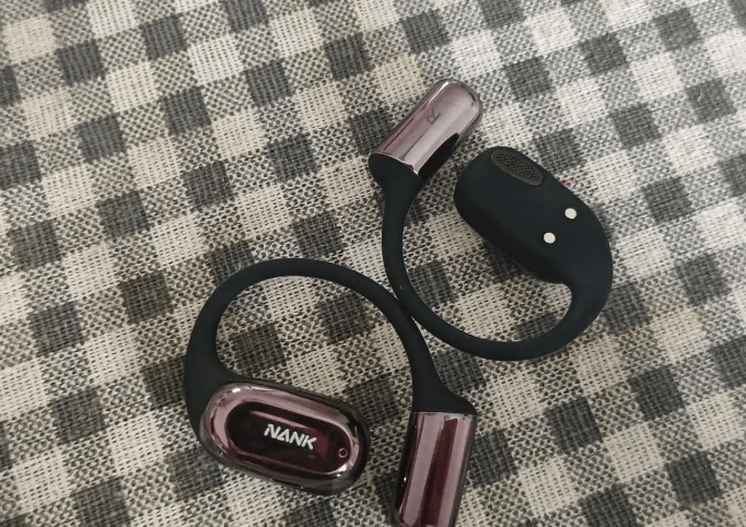 耳挂式耳机哪个牌子好性价比高？实测揭秘2026年开放式耳机品牌推荐榜单！