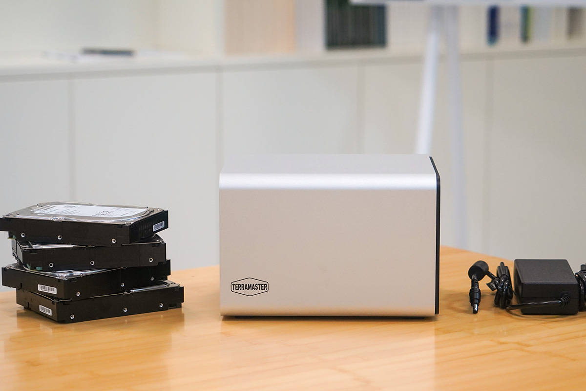 小型办公场景下的一种NAS使用思路：铁威马F4-425 Plus体验记录