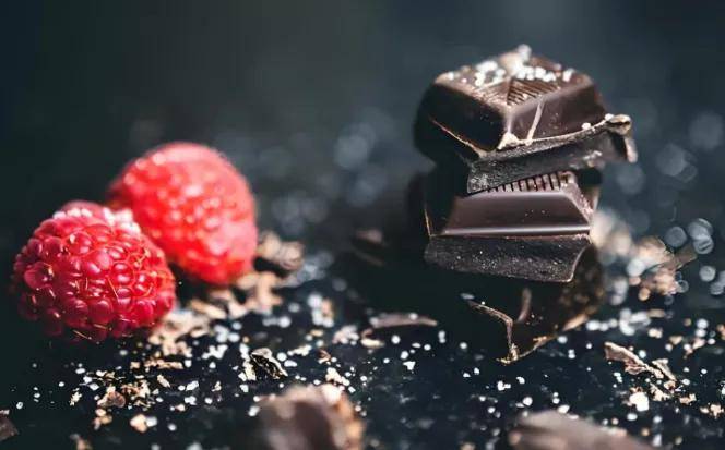 秋日里的“多巴胺”食谱：这4种食物，竟能大幅改善帕金森症状！