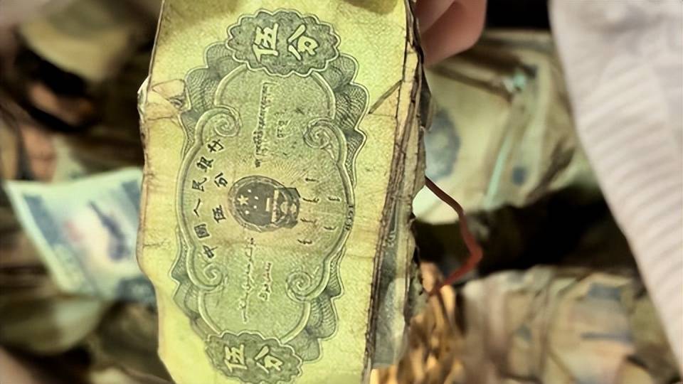 42年前一箱老钱币走红：单枚市价达上万元，装着几代人的生活回忆