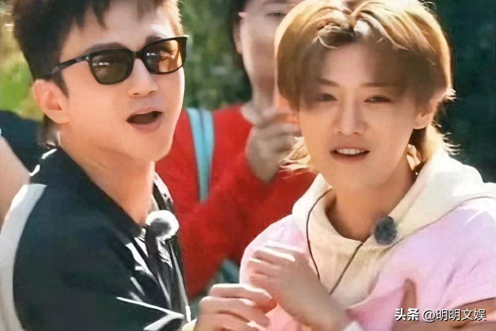 笑崩！邓超鹿晗《五哈6》打闹路透，这才是内娱活人该有的样子