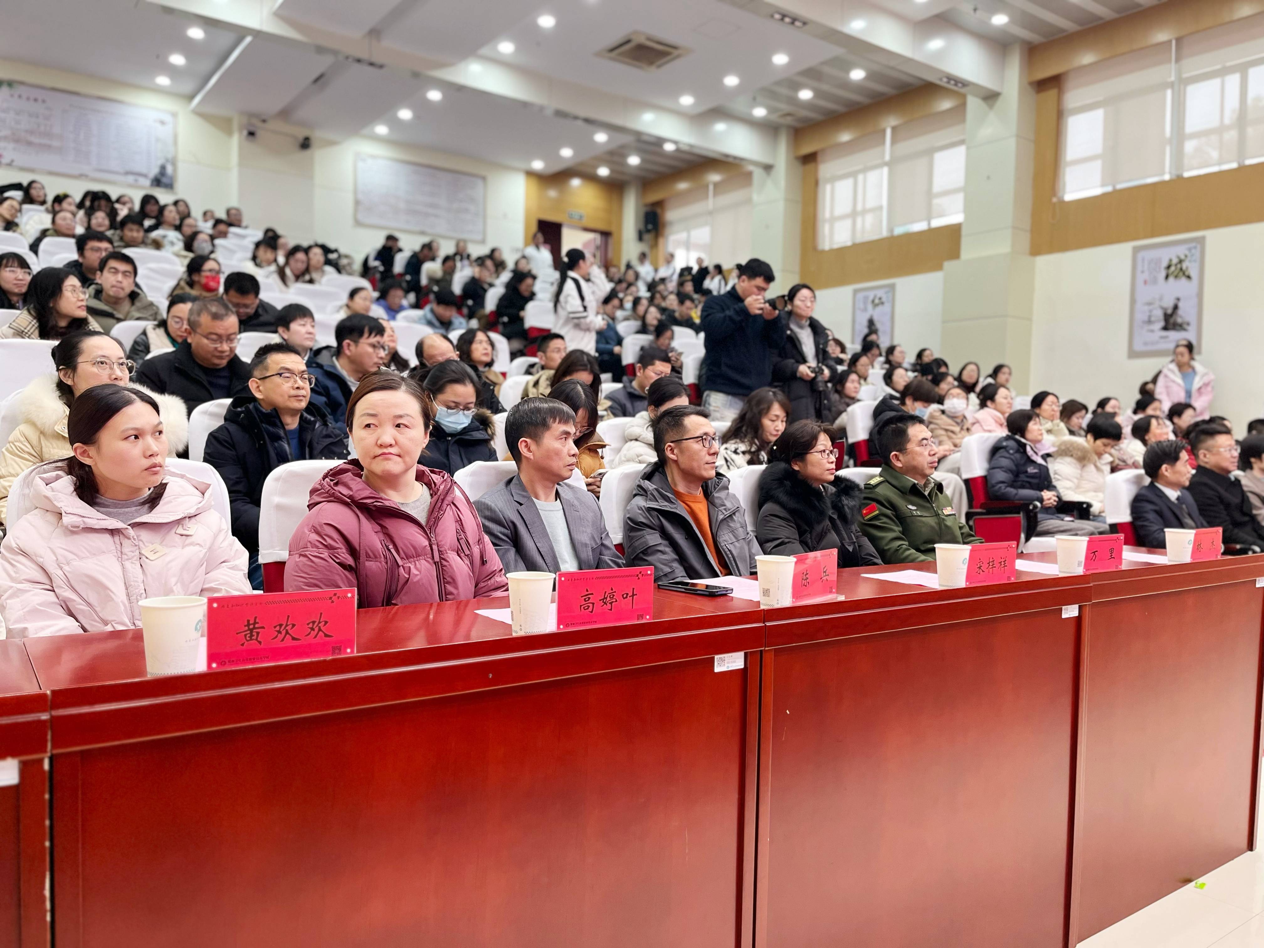 医教协同育英才 薪火相传守医魂 —— 常州卫生高等职业技术学校&常州谱瑞眼科医院第二届华厦“明日之星”奖学金颁奖典礼圆满举行！