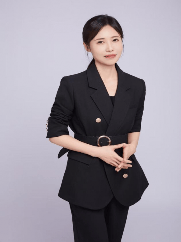 多维度联合方案：南京美贝尔郝文玉院长的综合抗衰理念