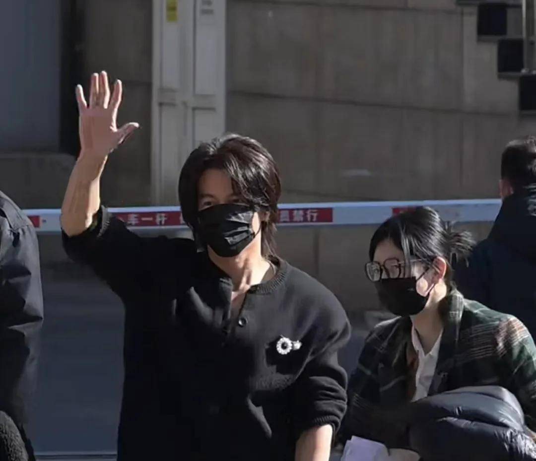 春晚第四次联排：沈腾马丽疑被淘汰 周慧敏首登春晚却是大合唱