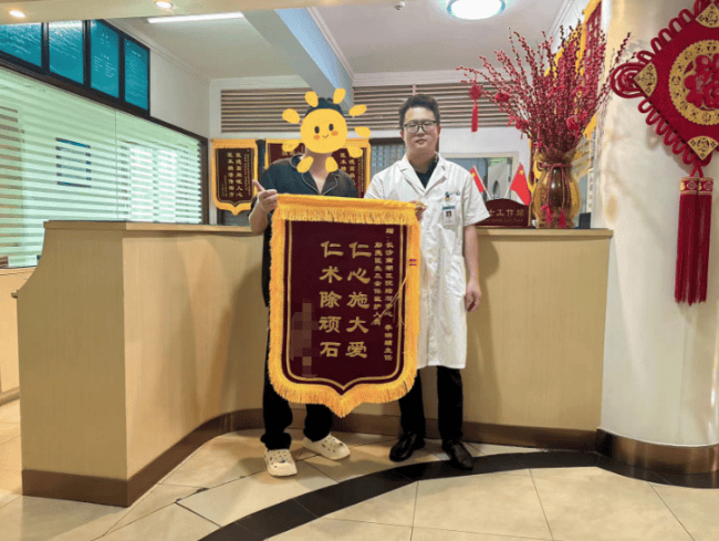 关于空军特色医学中心黄牛跑腿挂号服务，深受患者信赖感谢大家互相推荐的信息