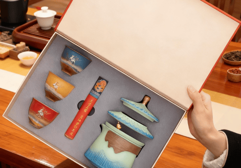 春节送礼指南：2026年这10款黑马礼品，让你脱颖而出，搞定所有长辈