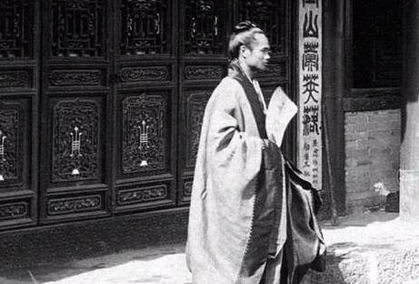 原创            游牧民族发明的防狼项圈，为何让狼群害怕？不得不佩服古人的智慧