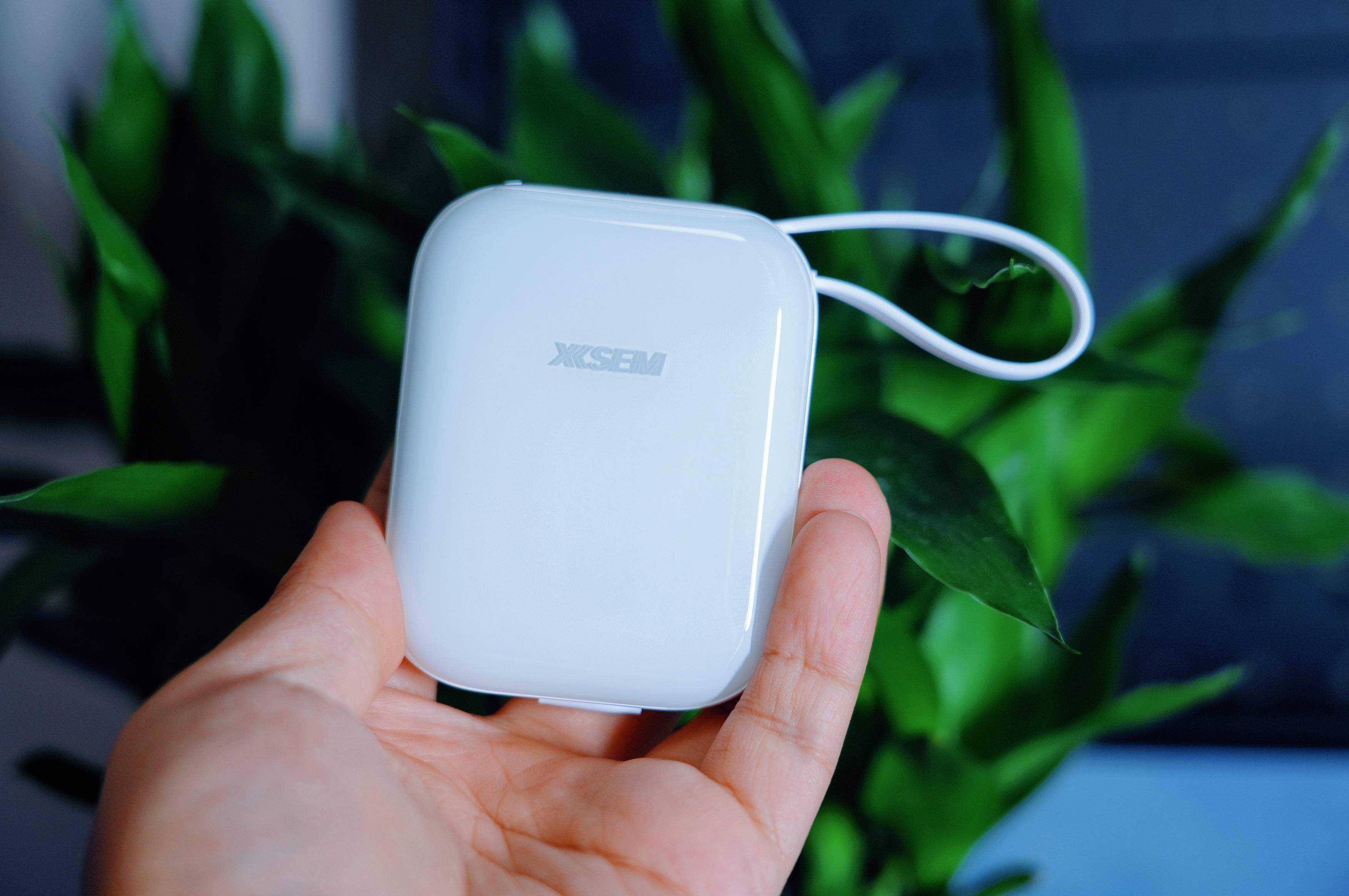 通勤隐形能量搭子！西圣PB-S充电宝实测巴掌大解决我的电量焦虑