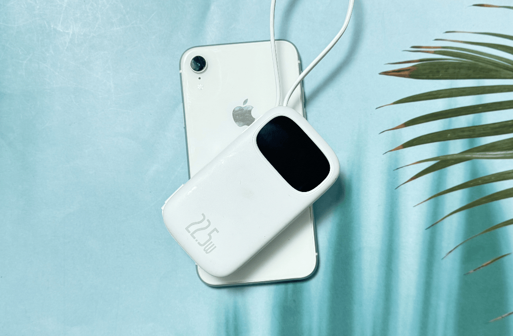 百元价位充电宝哪个好？西圣、倍思、华为充电宝硬核测评对比