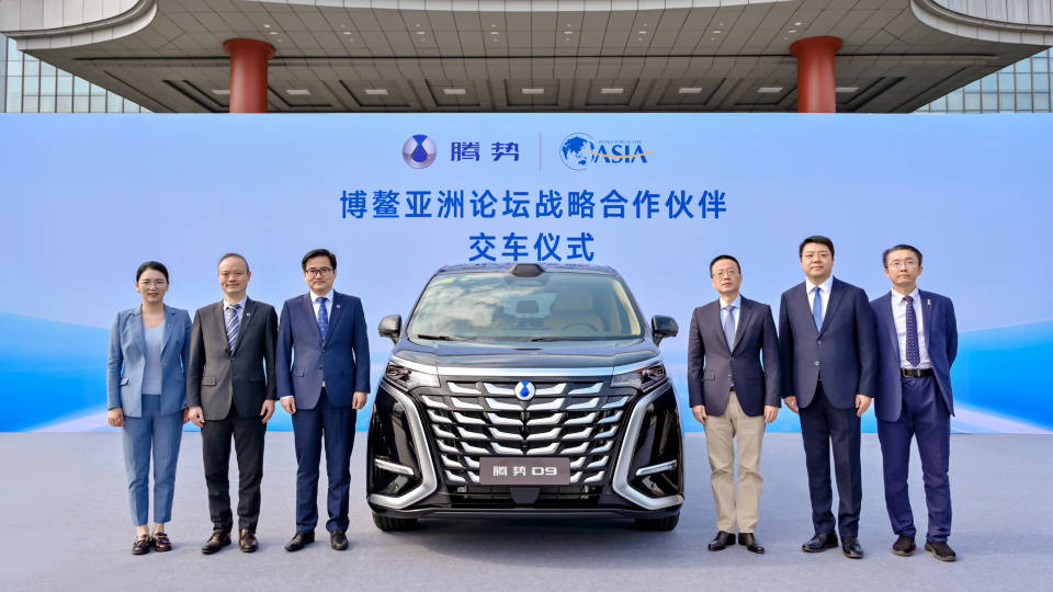 别了，别克！博鳌17年“老皇冠”正式谢幕，接棒者让世界沉默了！